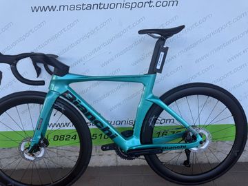 Used Bianchi Oltre Comp 2025 Road & Gravel, Green — image 7 of 12