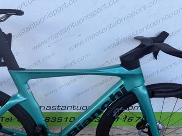 Used Bianchi Oltre Comp 2025 Road & Gravel, Green — image 4 of 12