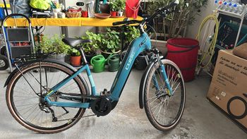 CUBE, Touring Hybr. ONE 500 Blue'n'gr.