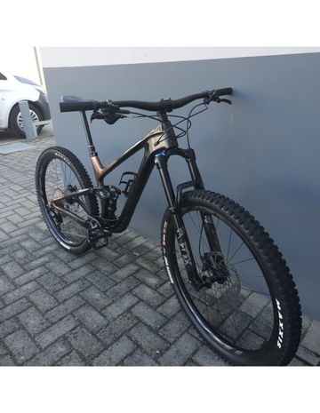 Giant Trace X 2023 Mountainbike usato, Blu — immagine 8 di 9