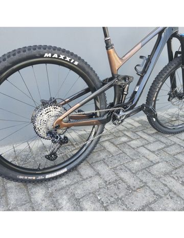 Giant Trace X 2023 Mountainbike usato, Blu — immagine 4 di 9