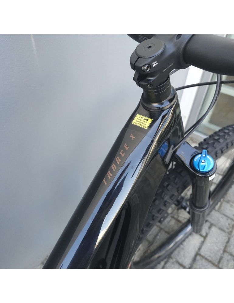 Used Giant Trace X 2023 Mountainbike, Blu — image 6 of 9