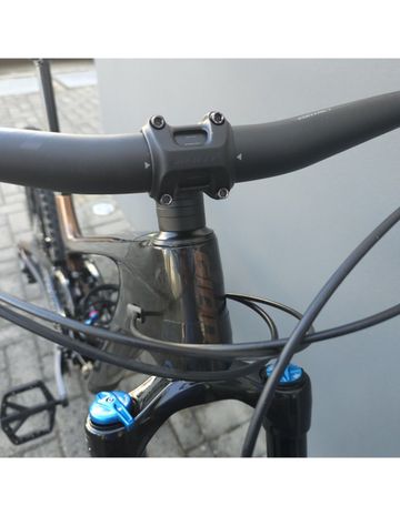 Giant Trace X 2023 Mountainbike usato, Blu — immagine 7 di 9