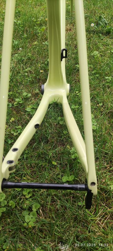 Brugt Canyon Endurace CF SL 8 Di2 2022 Frameset 2022 Road & Gravel — billede 8 af 10