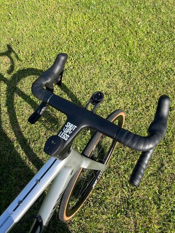 Brugt Canyon Endurace CF 7 Di2 2025 2025 Road & Gravel — billede 3 af 14