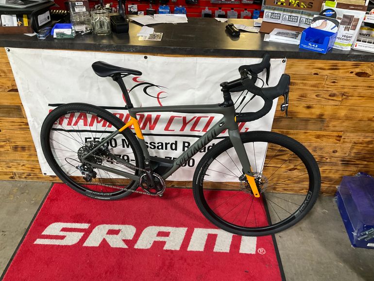 Specialized Men's Diverge Expert 2018