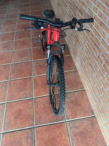 Used ROCKRIDER ST 900 SPORT TRAIL 2022 Mountainbike, Red — image 2 of 5