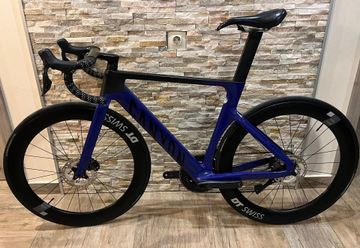 Brugt Canyon Aeroad CF SLX 8 Disc Di2 2023 2023 Road & Gravel