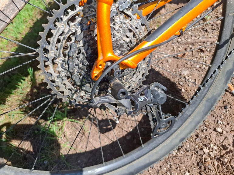 Trek X-caliber Shimano Deore XT 2022 Mountainbike usato, Arancione — immagine 3 di 11