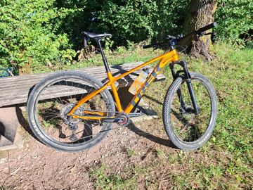 Gebrauchtes Trek X-caliber Shimano Deore XT 2022 Mountainbike, Orange — Bild 1 von 11