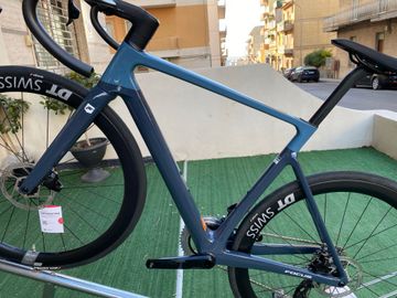 Brugt Focus IZALCO MAX 9.7 2024 2024 Road & Gravel — billede 15 af 16