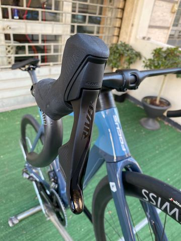 Brugt Focus IZALCO MAX 9.7 2024 2024 Road & Gravel — billede 5 af 16