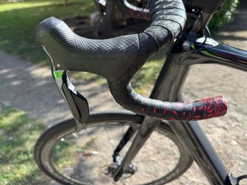 Used Trek SLR Disc 2022 Road & Gravel, Black — image 3 of 9