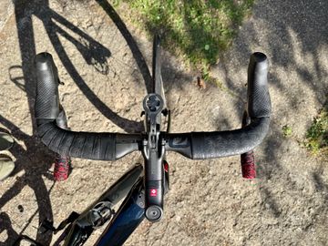 Used Trek SLR Disc 2022 Road & Gravel, Black — image 7 of 9
