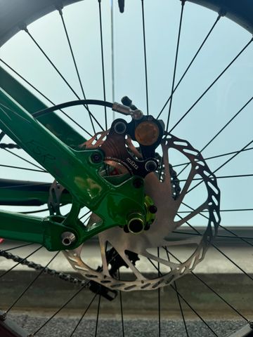 Used Specialized Bighit SRAM X7 2010 Mountainbike, Green — image 10 of 12