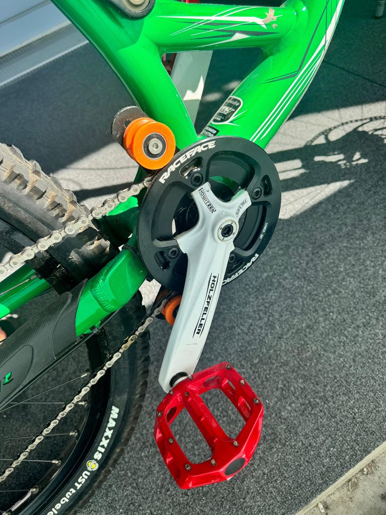 Used Specialized Bighit SRAM X7 2010 Mountainbike, Green — image 3 of 12