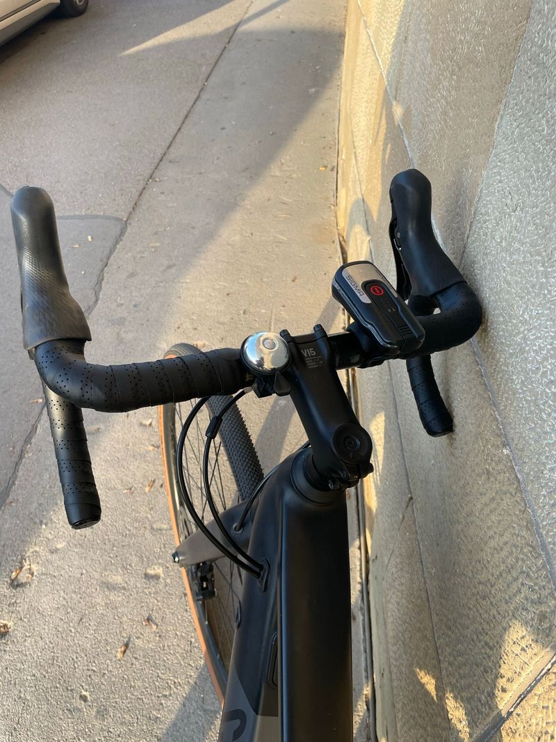 Gebrauchtes Canyon Endurace:ON 7.0 2021 2021 Road & Gravel, Schwarz — Bild 12 von 20