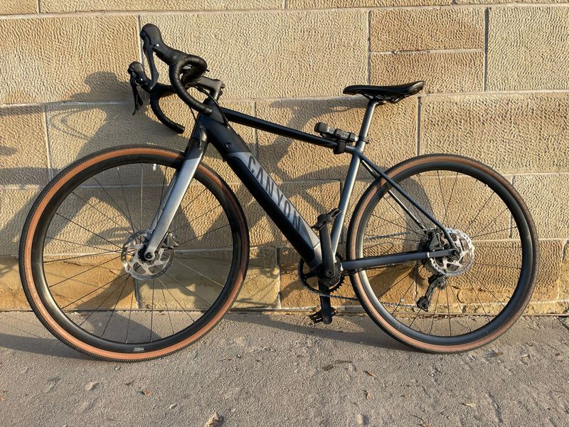 Gebrauchtes Canyon Endurace:ON 7.0 2021 2021 Road & Gravel, Schwarz — Bild 2 von 20
