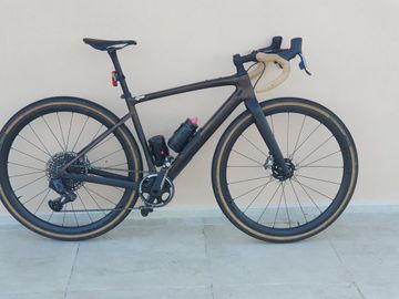 Specialized Diverge SRAM Red eTap AXS 2021 Road & Gravel usato