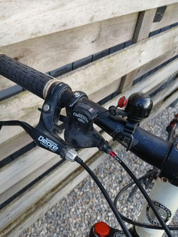 Used Schwinn Mesags 2003 Mountainbike, Red — image 5 of 9