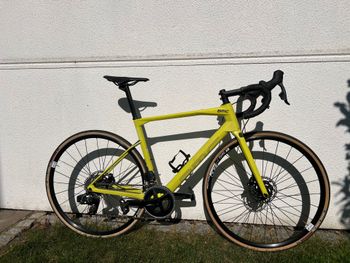 BMC, Roadmachine FOUR 2022