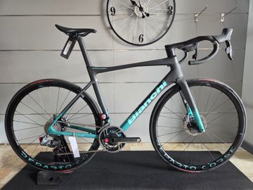 Używany Bianchi Specialissima RC Sram Red 2023 Road & Gravel