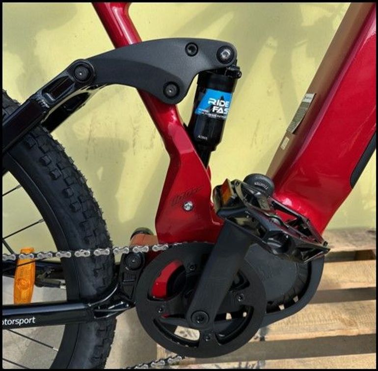 Alpha Rpmep Bike Vintage Electric E-BIKE FULL PRO 29 RED ALFA ROMEO 2025