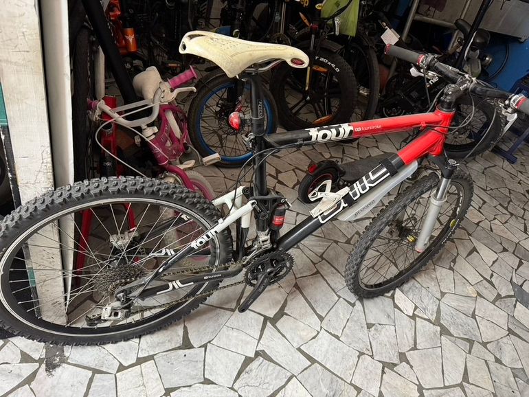 BMC Fourestroke 03 2011 Mountainbike d'occasion — image 6 sur 7