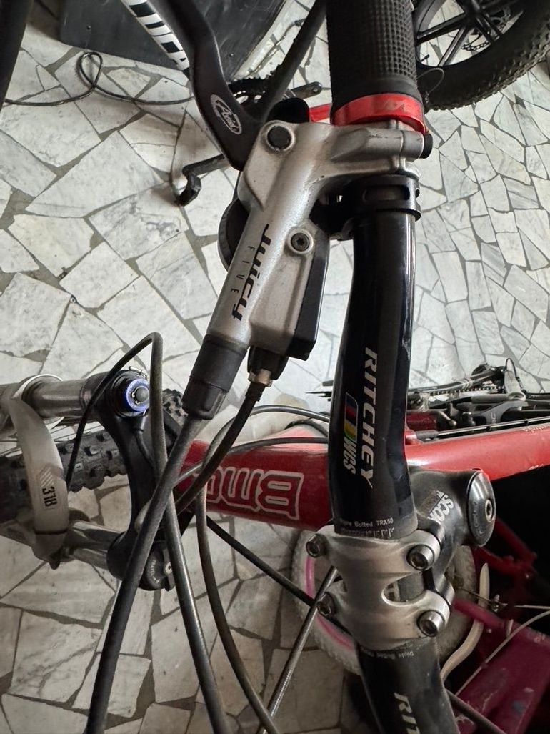 BMC Fourestroke 03 2011 Mountainbike d'occasion — image 5 sur 7