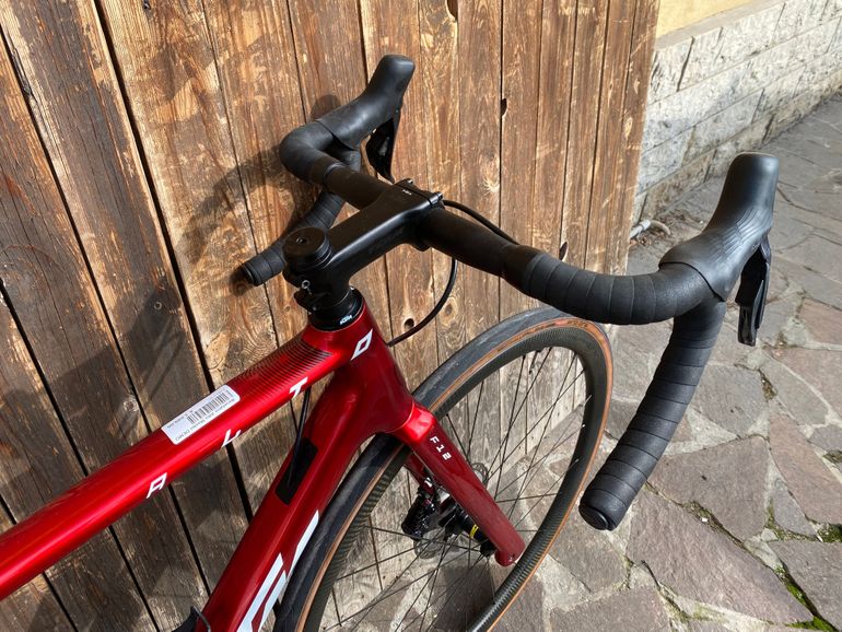 Used KTM REVELATOR ALTO MASTER 2022 2022 Road & Gravel, Red — image 5 of 9