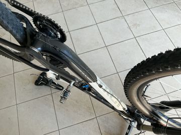 Używany Trek Superfly 100 Élite 2011 2011 Mountainbike — zdjęcie 8 z 12