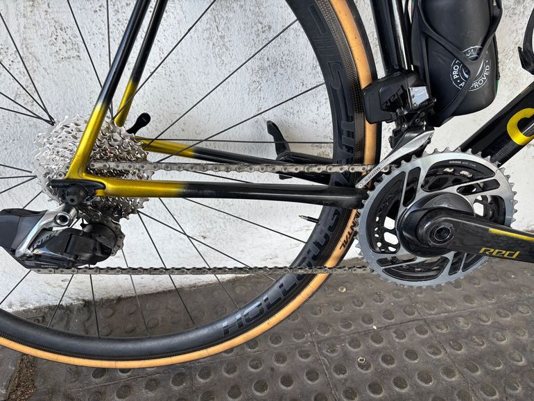 Used Cannondale SuperSix EVO Carbon Red eTap 2019 2019 Road & Gravel, Black — image 4 of 5
