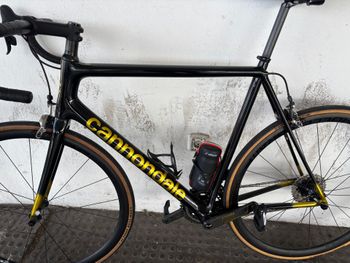 Used Cannondale SuperSix EVO Carbon Red eTap 2019 2019 Road & Gravel, Black — image 2 of 5