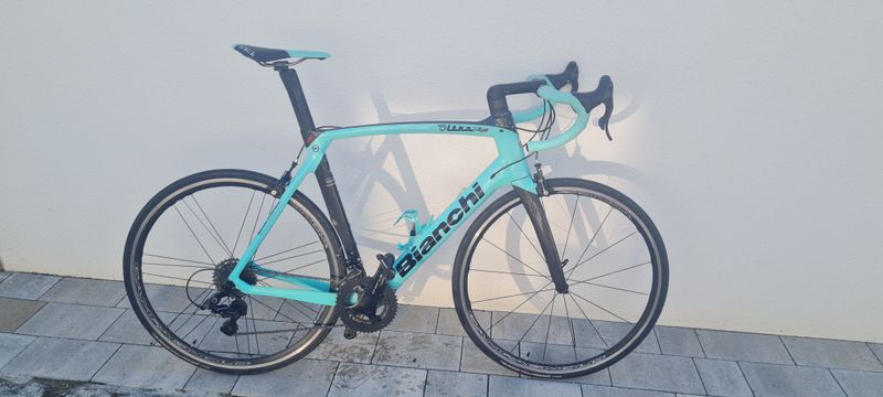 Bianchi Oltre Campagnolo Chorus 2021 Road & Gravel d'occasion