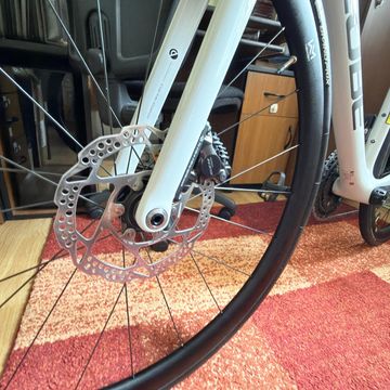 Gebrauchtes CUBE ATTAIN C:62, SLX 2025 2025 Road & Gravel, Weiß — Bild 17 von 24