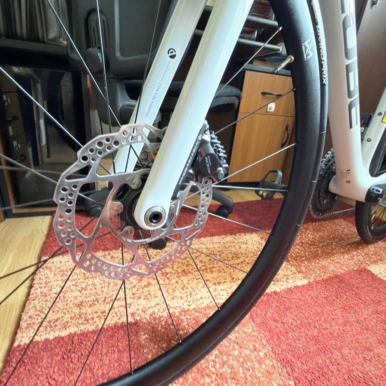 Used CUBE ATTAIN C:62, SLX 2025 2025 Road & Gravel, White — image 17 of 24