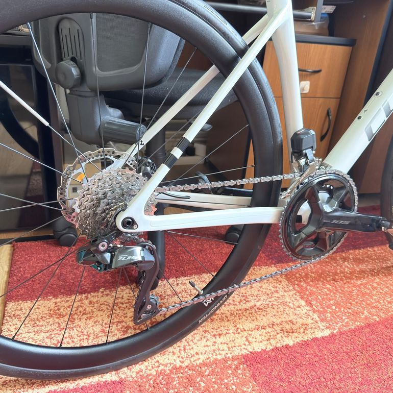 Used CUBE ATTAIN C:62, SLX 2025 2025 Road & Gravel, White — image 15 of 24
