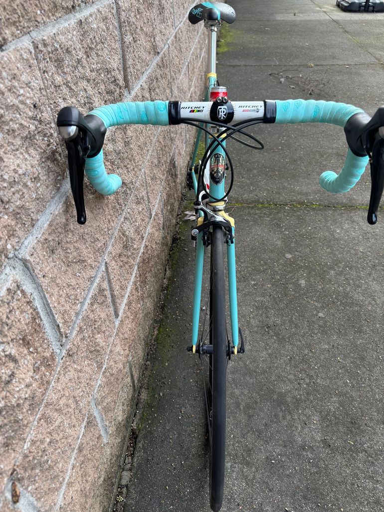 Used Bianchi Tipo Corsa 2017 Road & Gravel, Green — image 5 of 6