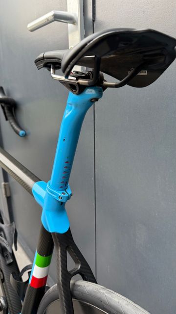 Used Colnago C60 Disc 2019 Road & Gravel, Black — image 14 of 14