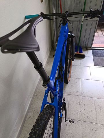 Canyon LUX CF 2019 2019 Mountainbike usato, Blu — immagine 5 di 6