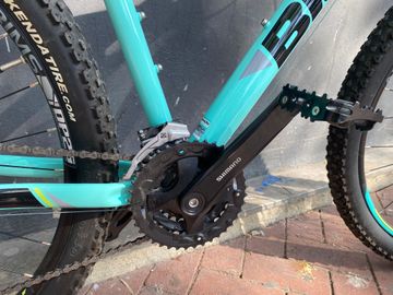 Used Bianchi Duel Shimano Acera 2018 Mountainbike, Blue — image 3 of 8