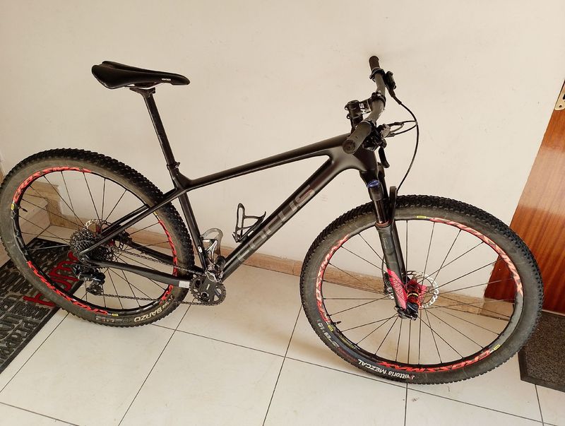 Used Focus Raven SRAM Rival eTap AXS 2020 MTB