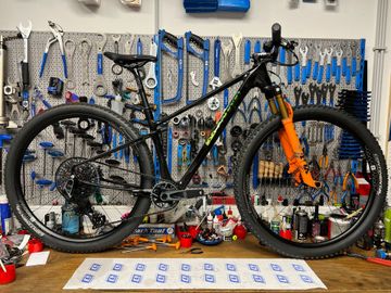 Used Lee Cougan Rampage RE Sram Eagle Transmission X0 2025 Mountainbike, Black — image 1 of 15