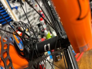 Used Lee Cougan Rampage RE Sram Eagle Transmission X0 2025 Mountainbike, Black — image 12 of 15