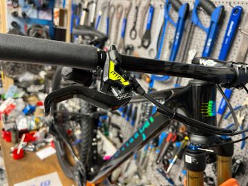 Used Lee Cougan Rampage RE Sram Eagle Transmission X0 2025 Mountainbike, Black — image 7 of 15