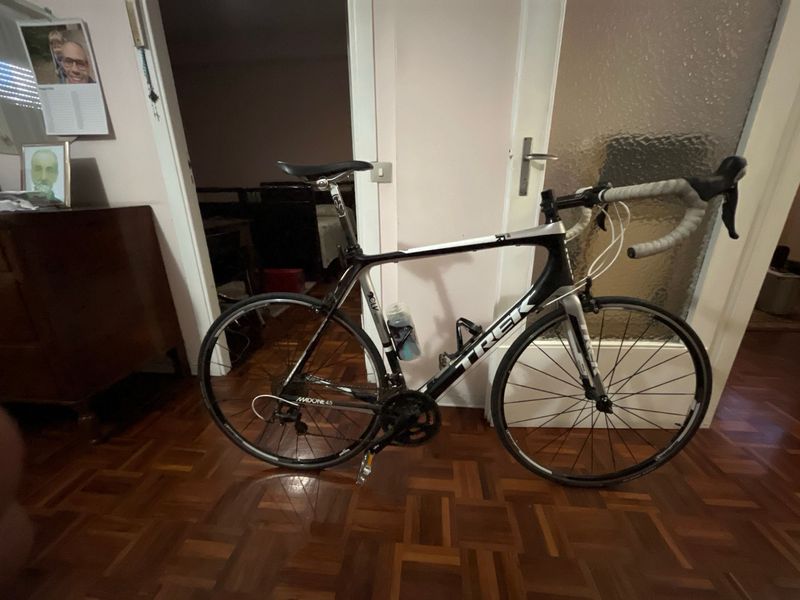 Trek Madone 4.5 H2 (Compact) 2012 2012 Road & Gravel de segunda mano, Negro — imagen 1 de 5