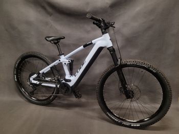 CUBE, Stereo hybrid Shimano Deore