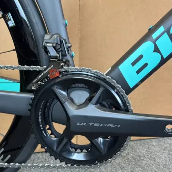 Used Bianchi Bianchi Oltre Pro Ultegra Di2 12-Speed Carbon Road Bike-2024 55cm 2024 Road & Gravel, Black — image 5 of 12