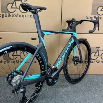 Used Bianchi Bianchi Oltre Pro Ultegra Di2 12-Speed Carbon Road Bike-2024 55cm 2024 Road & Gravel, Black — image 7 of 12
