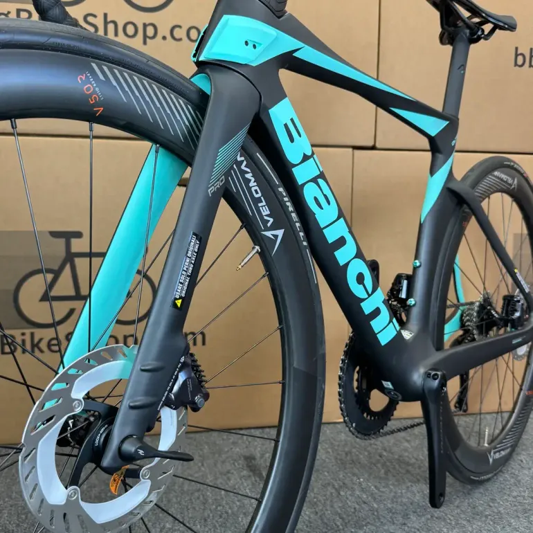 Used Bianchi Bianchi Oltre Pro Ultegra Di2 12-Speed Carbon Road Bike-2024 47cm 2024 Road & Gravel, Black — image 9 of 11